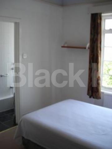 			NEW INSTRUCTION 3-4 SHARERS, 3 Bedroom, 1 bath, 1 reception Flat			 Park Road, MARYLEBONE NW1